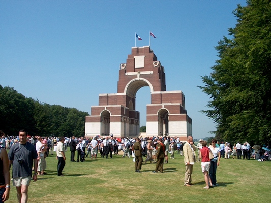 thiepval memorial to the missing